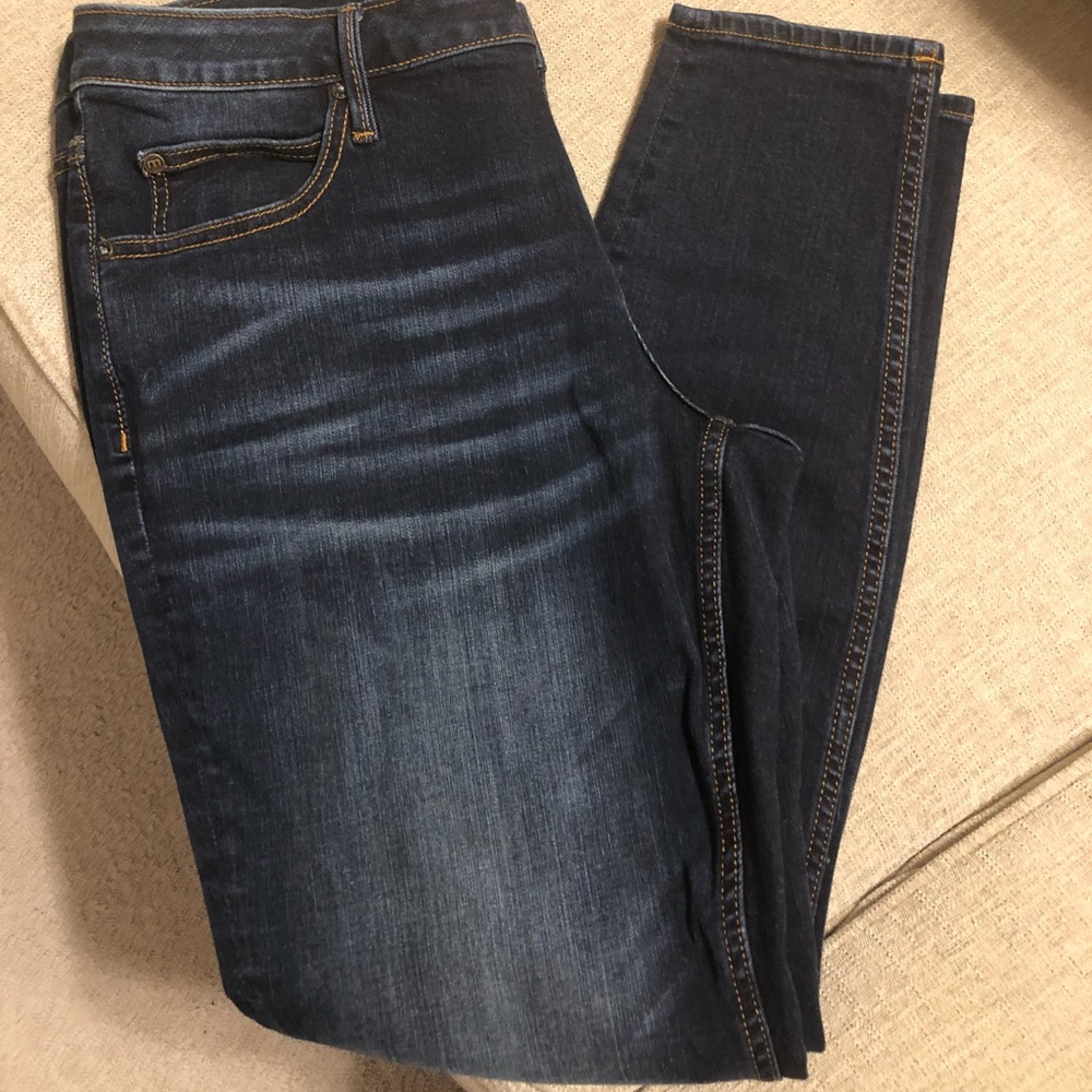 Women’s Skinny Jeans